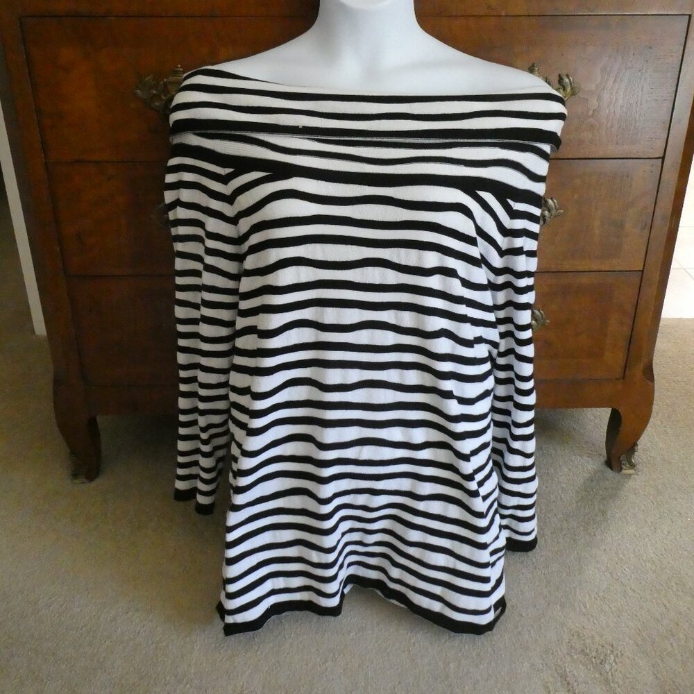 Torrid Striped Black and White Off the Shoulder Sweater Size 3